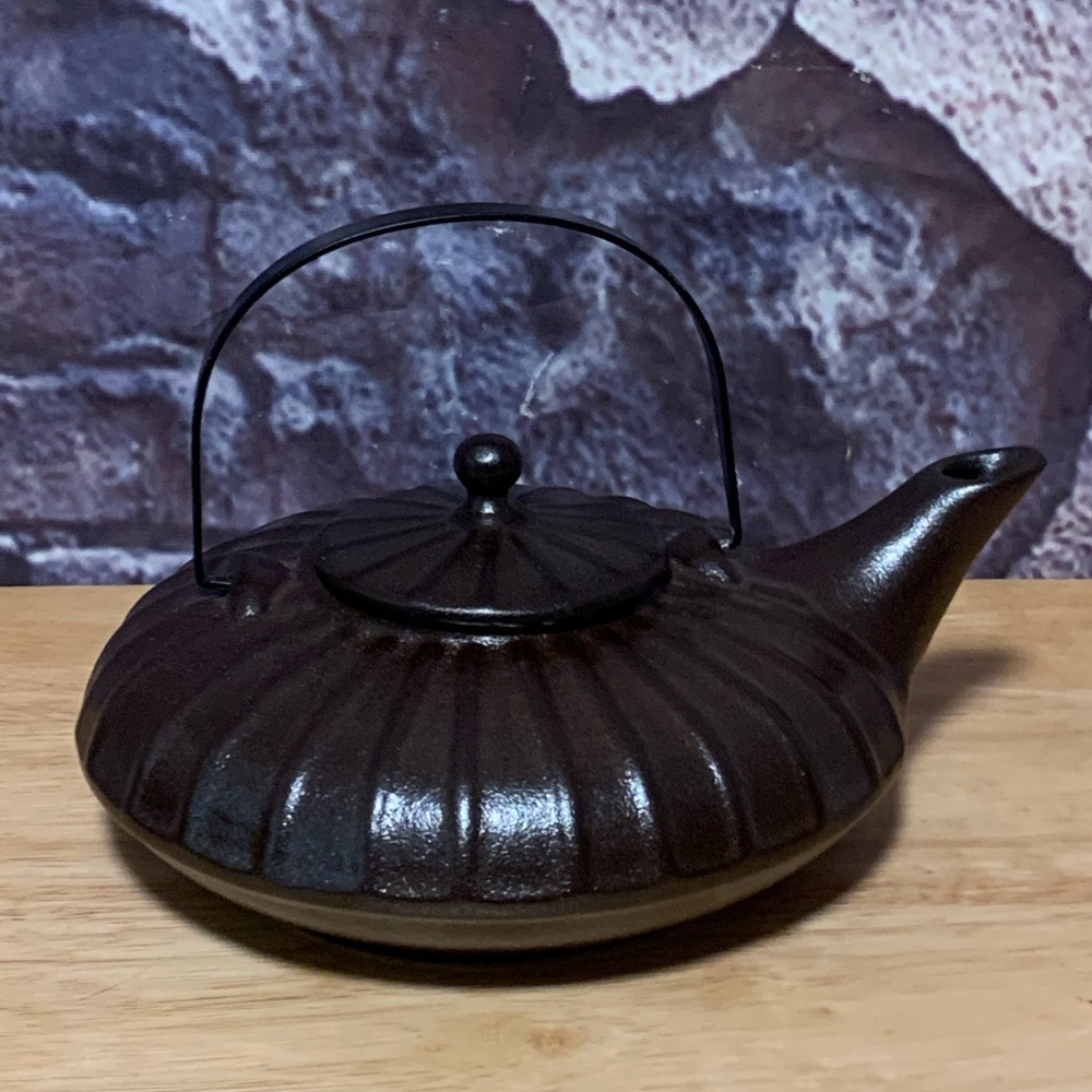 Boston Warehouse Brown StonewareTeapot 32oz NWOB